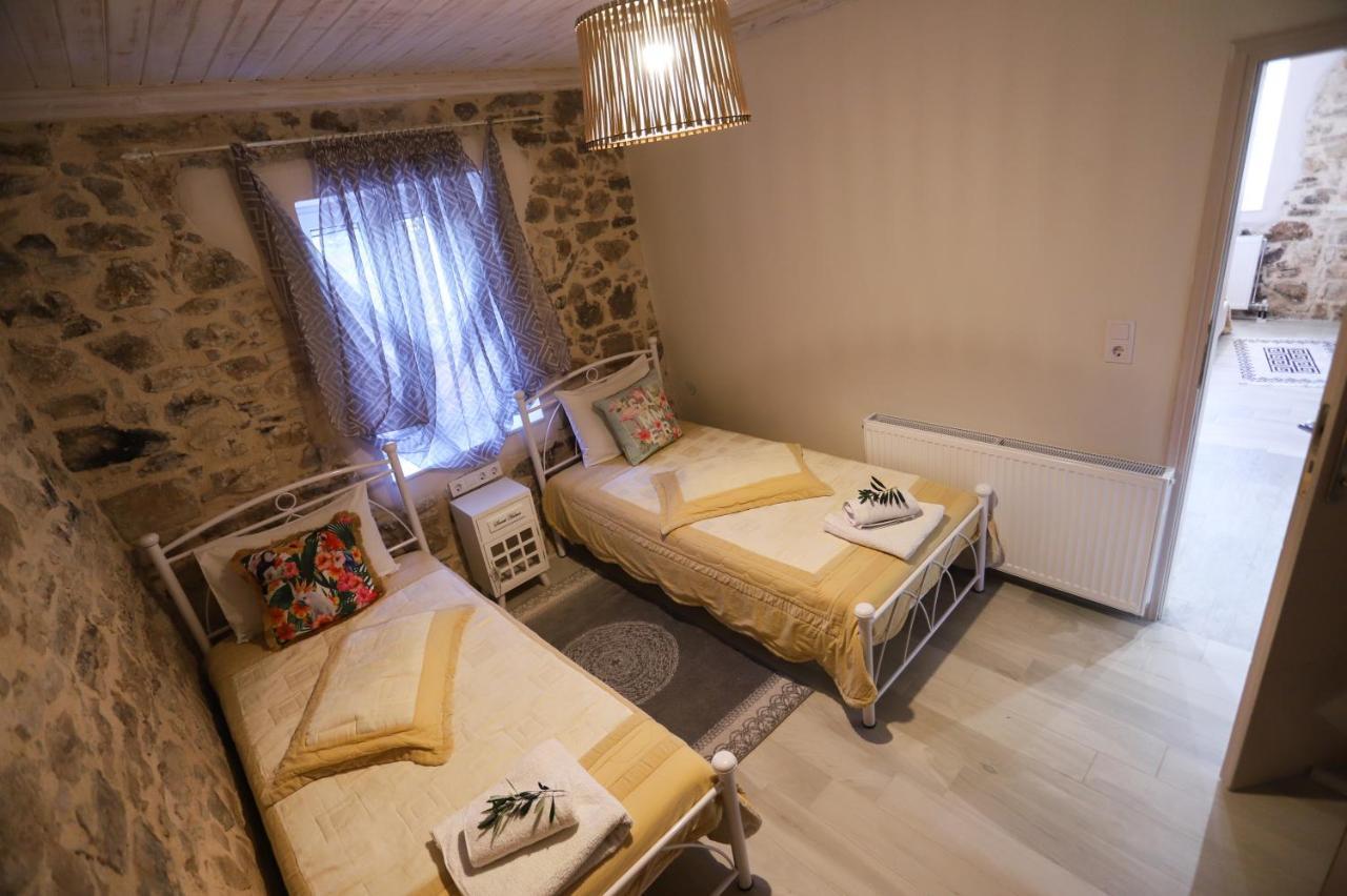 Olive Grove Deluxe Apartment Agnítsini Exterior foto
