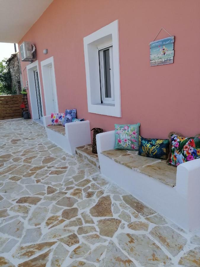 Olive Grove Deluxe Apartment Agnítsini Exterior foto